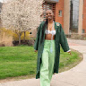 Meet your Posher, Semira